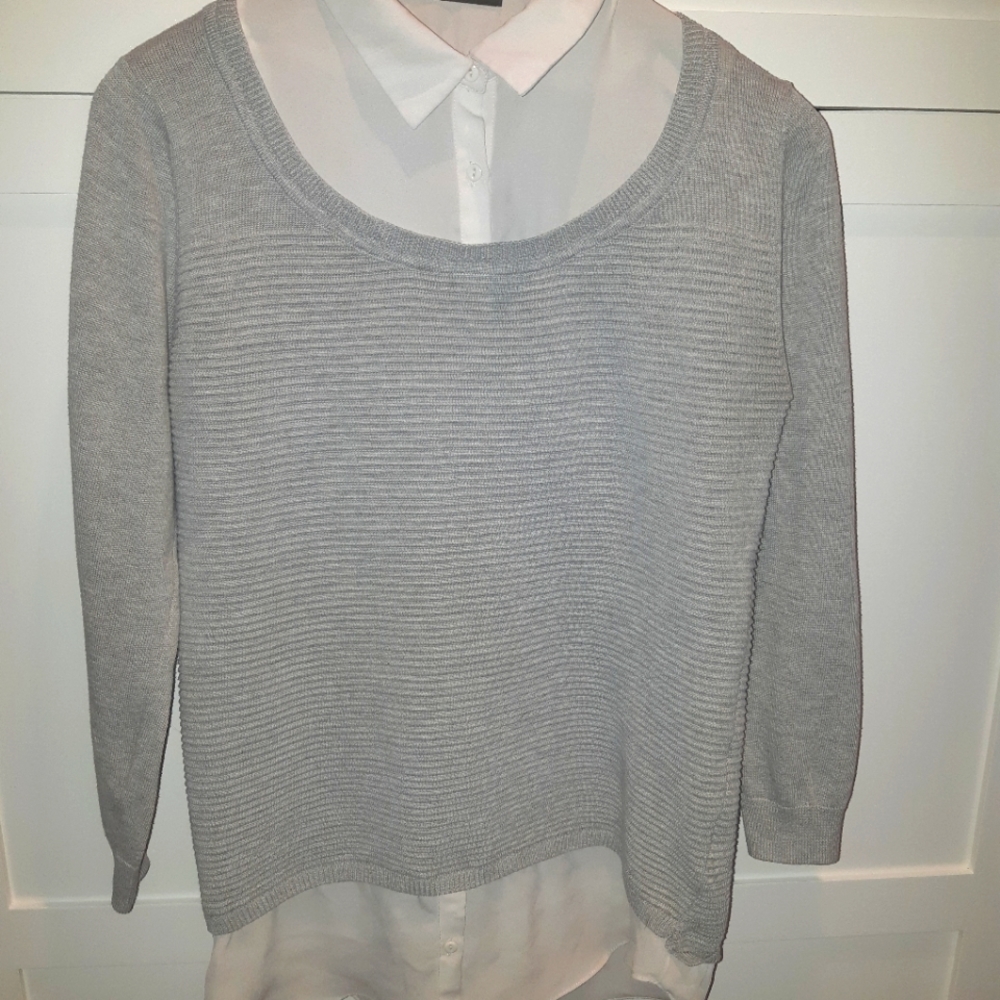 Grey & White Ribbed Fooler Sweater - Picture 2 of 8